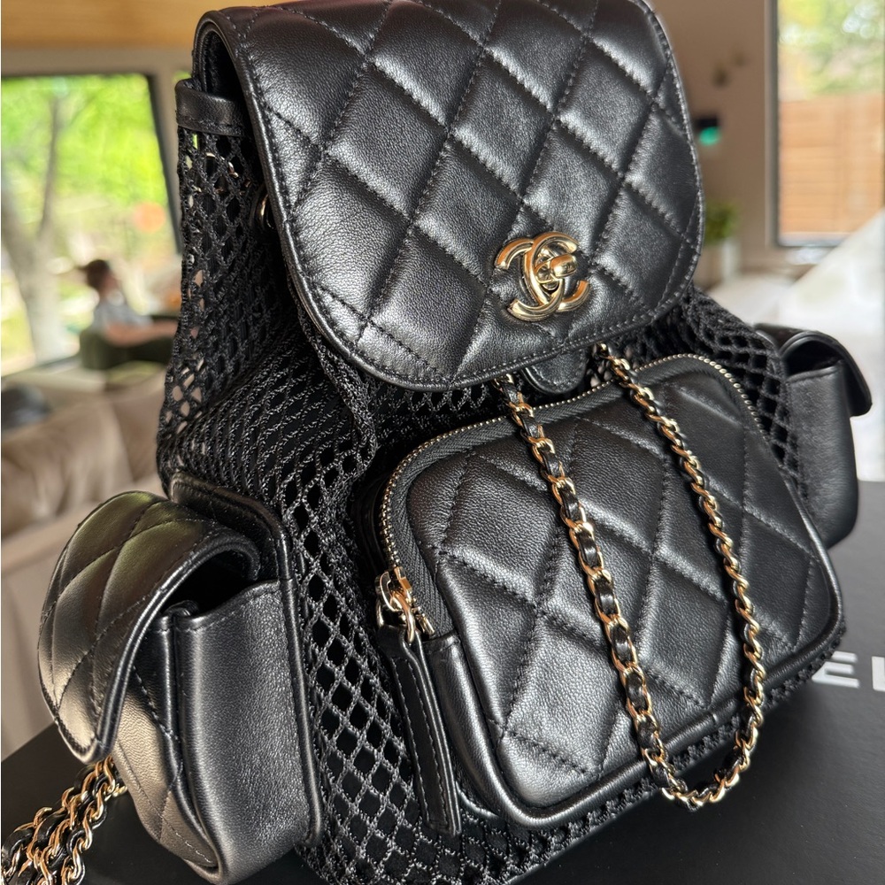 FULL SET - CHANEL Black Quilted Backpack with Gold HW - Picture 14 of 16